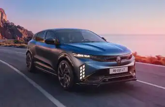 Renault Megane E‑Tech Electric odhalený, má dlhší dojazd