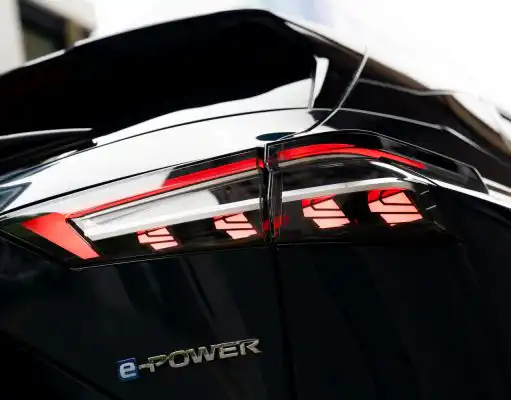 Jazdí ako elektromobil, ale nikdy ho nemusíte nabíjať. Nové SUV má geniálny pohon Nissan Qashqai