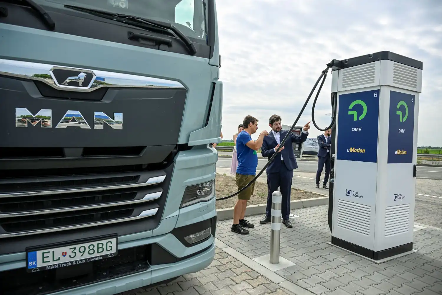nabíjací hub OMV eMotion