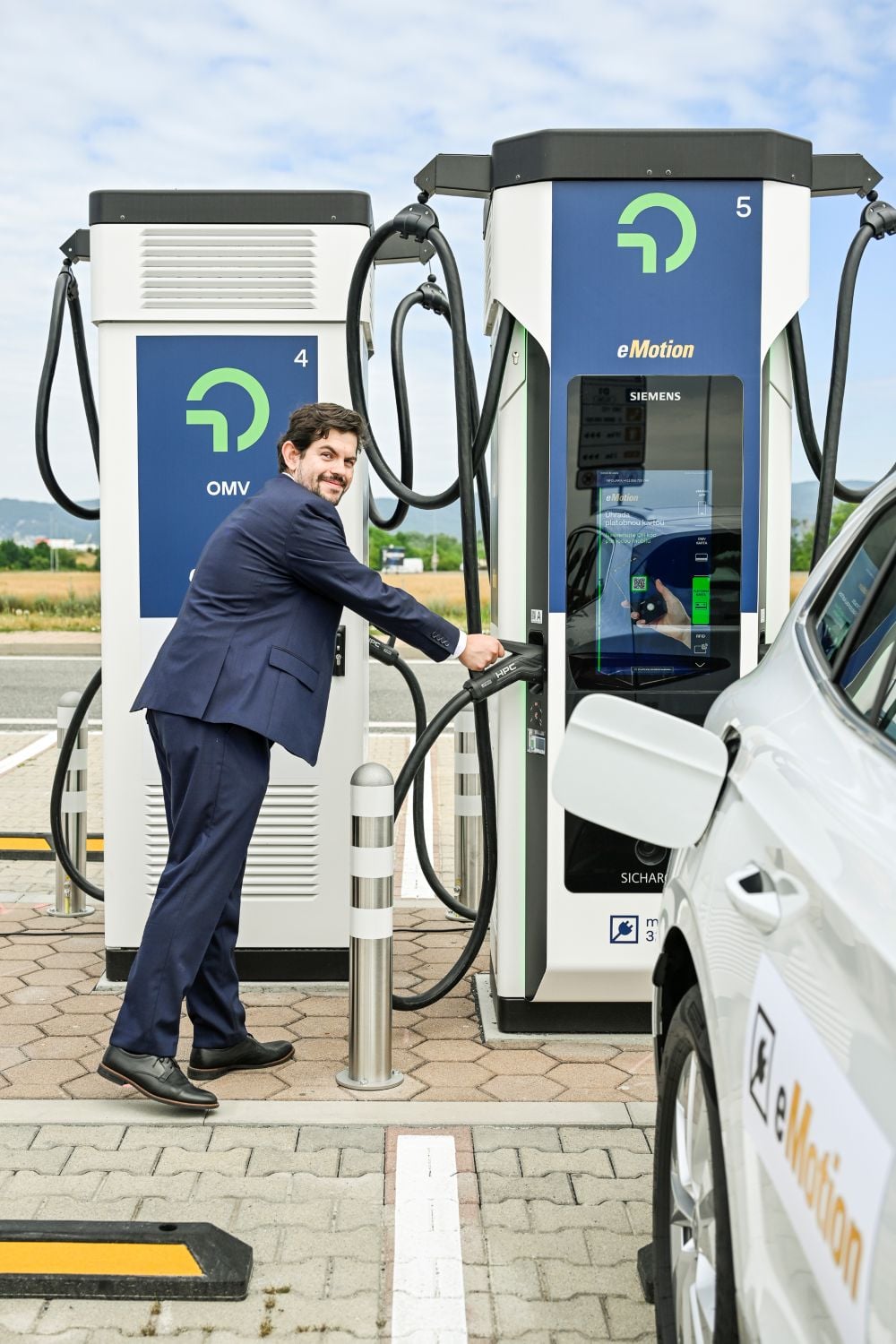 nabíjací hub OMV eMotion