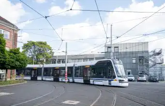 Škoda ukázala budúcnosť MHD. Električky sa zaobídu bez vodiča