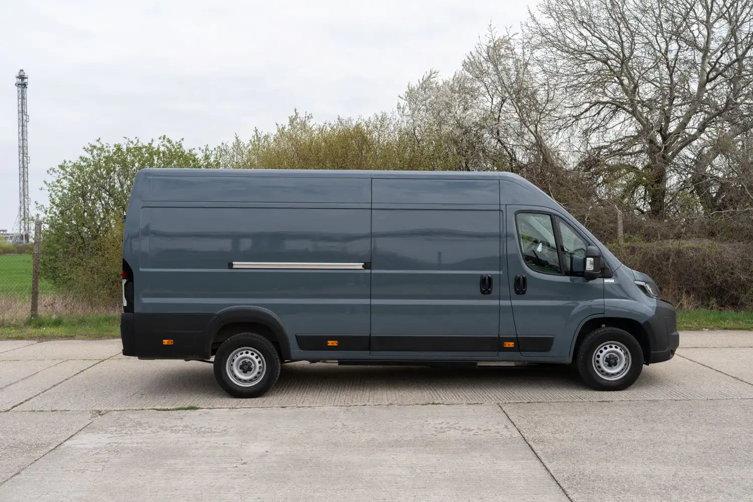 Peugeot e-Boxer