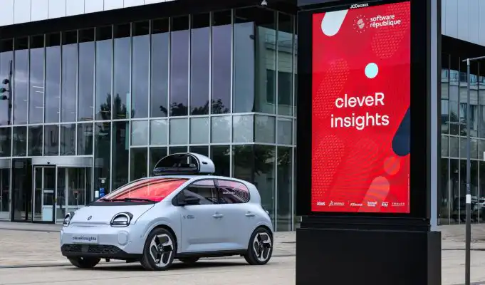 Renault vyvinul auto pre starostov a úradníkov. Čím je špeciálne? Renault Twingo cleveR insights