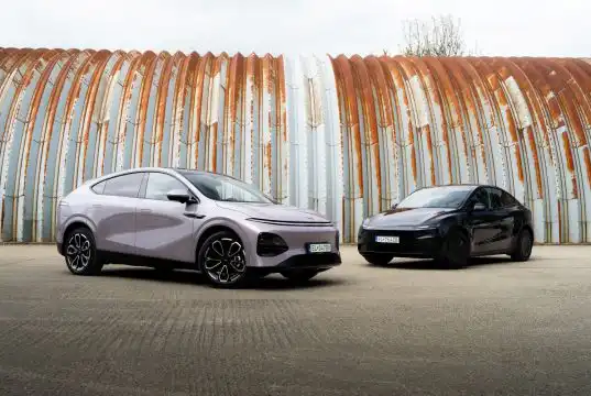 Xpeng G6 a Tesla Model Y