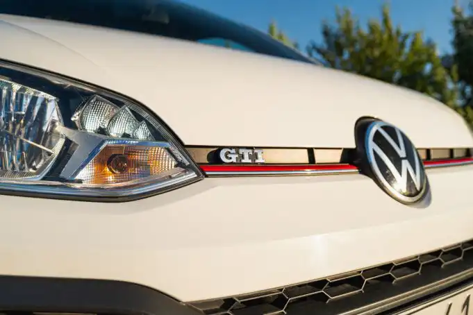 Našli sme duchovného nástupcu Golfu GTI Mk1 za 12 000 € Volkswagen Up GTI