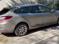 Bratislavčan dostal pokutu za parkovanie na vlastnom pozemku parkovanie
