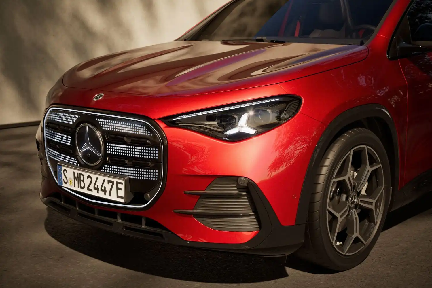 Mercedes-Benz GLA predná maska so svetlometmi