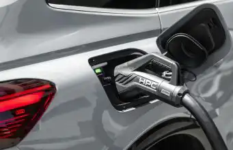 Elektromobily najčastejšie zlyhávajú kvôli 70-ročnej technológii Audi Q4 e-tron nabíjanie