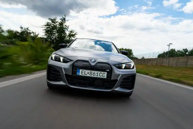 BMW_i4_M60 (6) BMW i4 M60