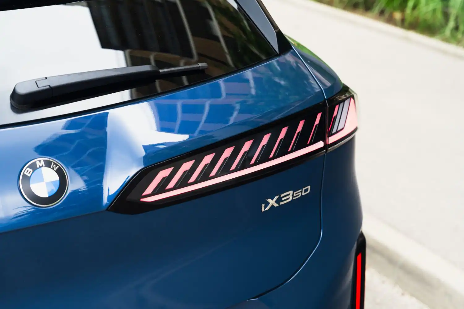 zadný svetlomet s LED technológiou BMW iX3