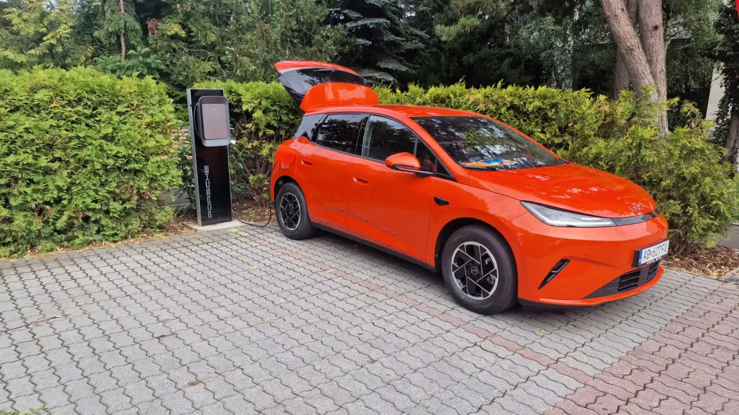 BYD Dolphin G