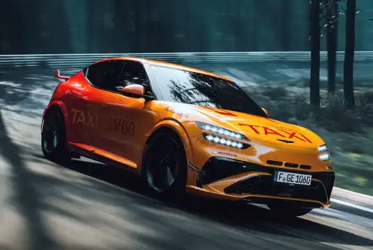 Genesis GV60 Magma