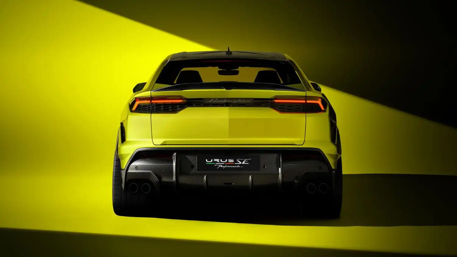 Lamborghini Urus SE Performante