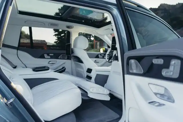 Mercedes_Maybach_GLS (21) Mercedes-Maybach GLS 680