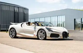 Bugatti uzatvára éru motora W16 finálnym modelom Mistral