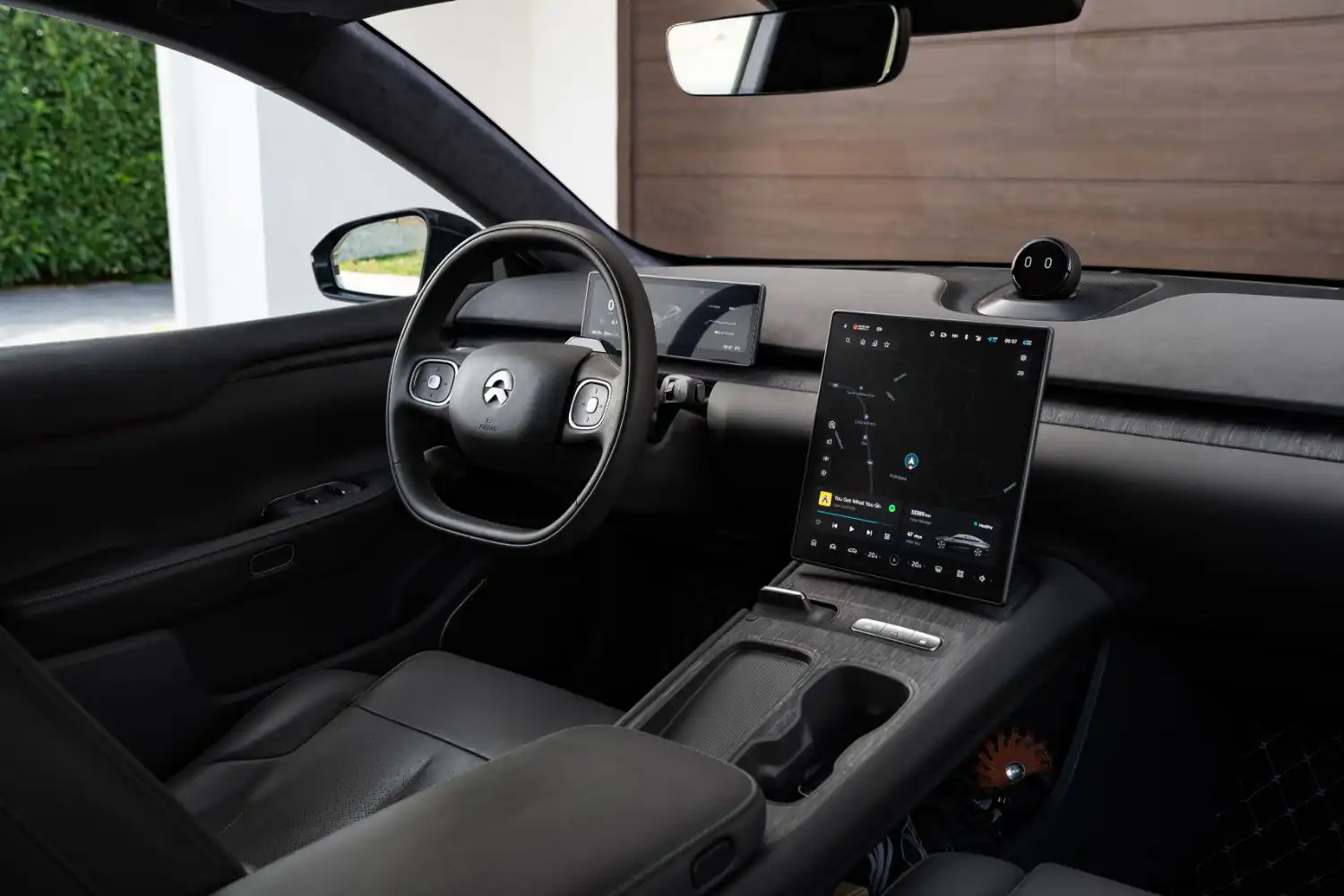 NIO ET7