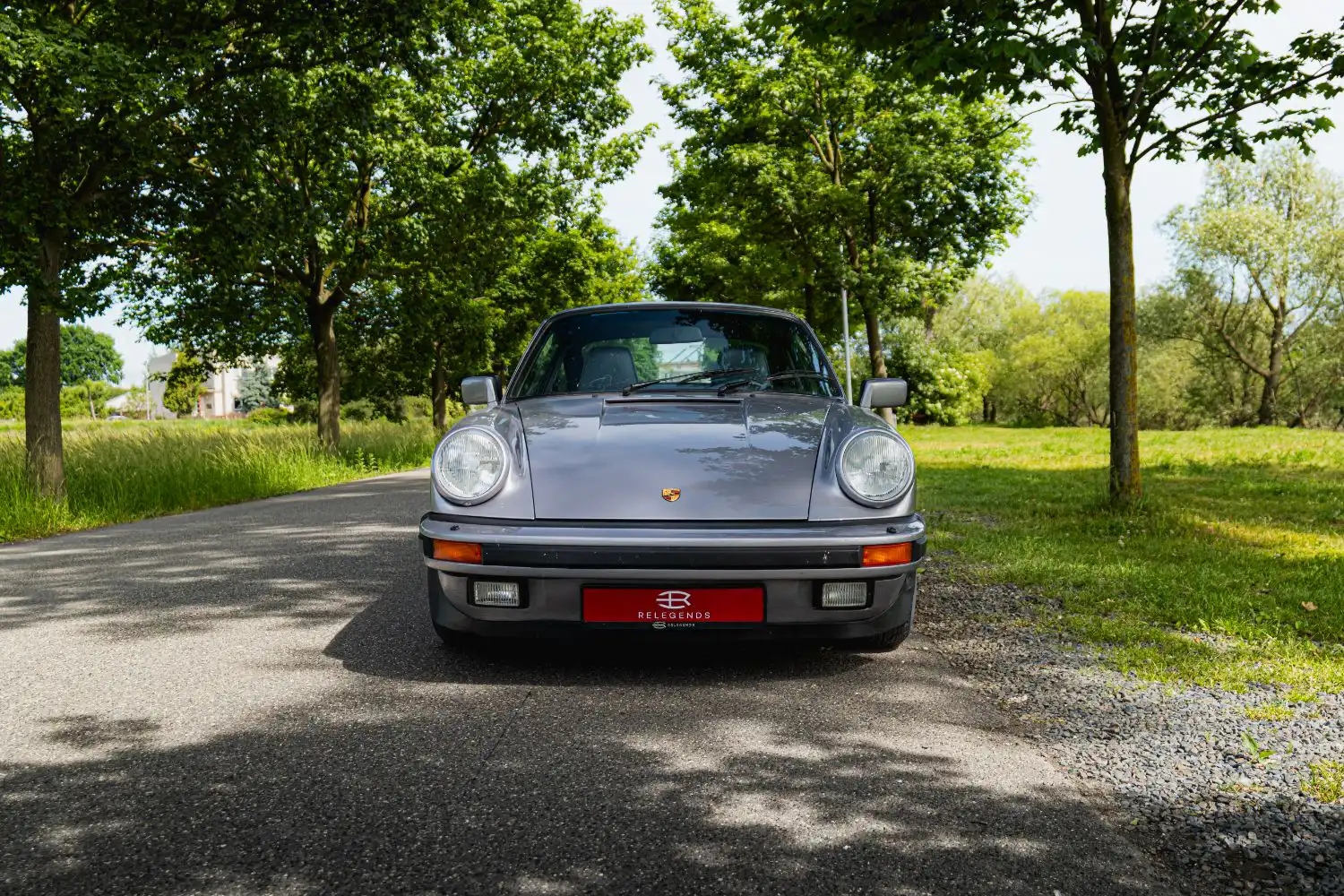 Porsche 911 Carrera 3.2 Jubilee Edition