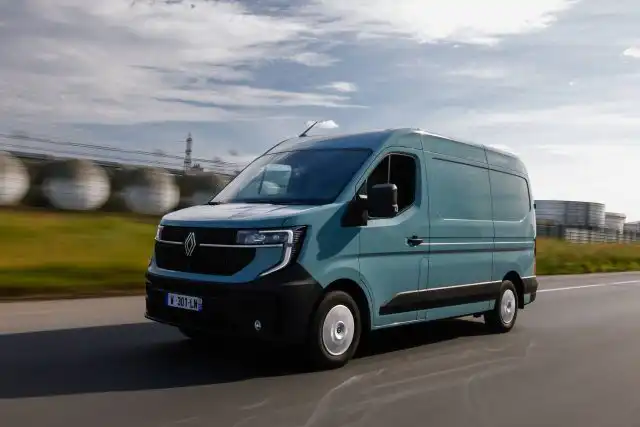 Renault-Master-7