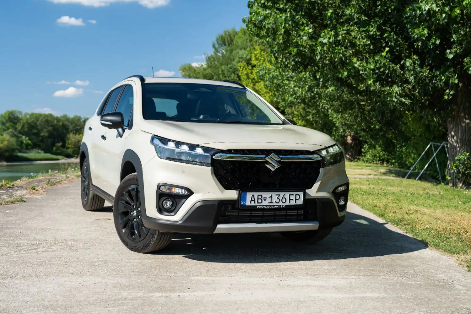 Suzuki S-Cross