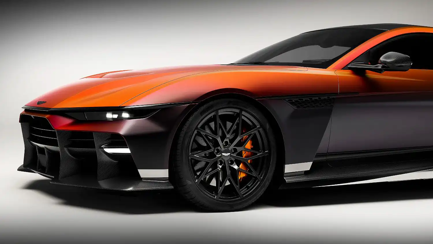 Aston Martin Valen