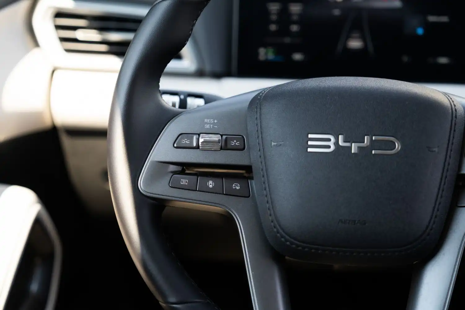 volant BYD Atto 2 DM-i