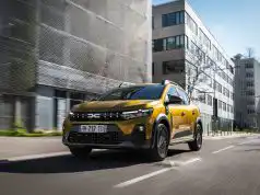 Dacia Sandero Stepway hybrid 155