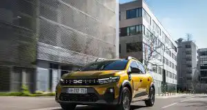 Dacia Sandero Stepway hybrid 155