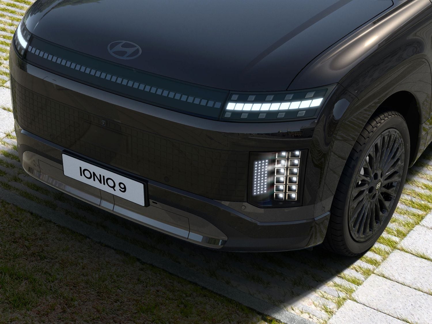 Hyundai IONIQ 9 Black Ink