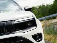 Toto je jedno z najmenších áut s pohonom 4×4. Funguje fantasticky, ale jedna vec zamrzí