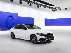 Mercedes-Benz Triedy C má po facelifte: Sumár, čo všetko sa zmenilo + cena Mercedes-Benz Triedy C
