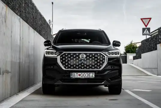 KGM Rexton