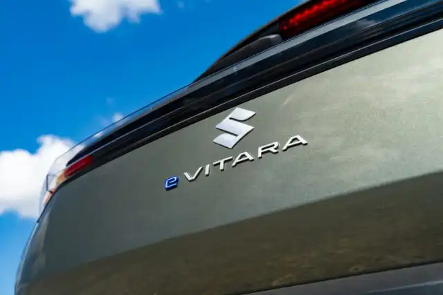 Suzuki_eVitara (11)