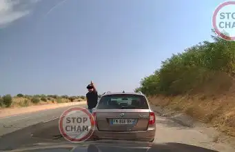 Stačilo pár sekúnd a prišiel o všetko. Nový trik zlodejov zachytila kamera