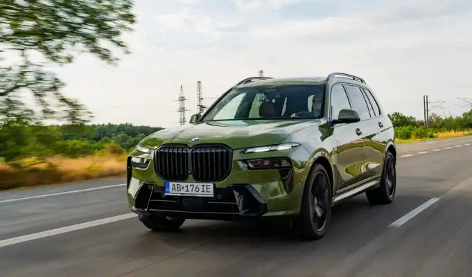 Vyskúšali sme gigantické BMW za 150-tisíc. Stačí mu naftový šesťvalec? BMW X7