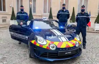 Porsche 911 sa rútilo vo Francúzsku 312 km/h. Policajti také niečo ešte nevideli