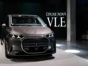 Mercedes na Slovensku ukázal obývačku na kolesách, odvezie až 8 ľudí Mercedes-Benz VLE