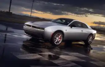 Veľký obrat v Dodge: Charger má dostať späť motor, ktorý fanúšikovia oplakávali Dodge Charger
