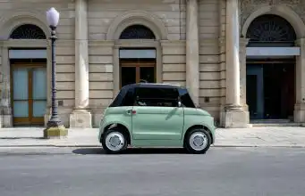 Fiat doviezol na Slovensko štýlovku do mesta, za volant sadnete už od 15 rokov Fiat Topolino