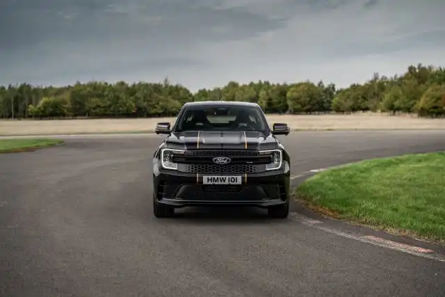 Ford_Ranger_MSRT_Champion_Edition (28)