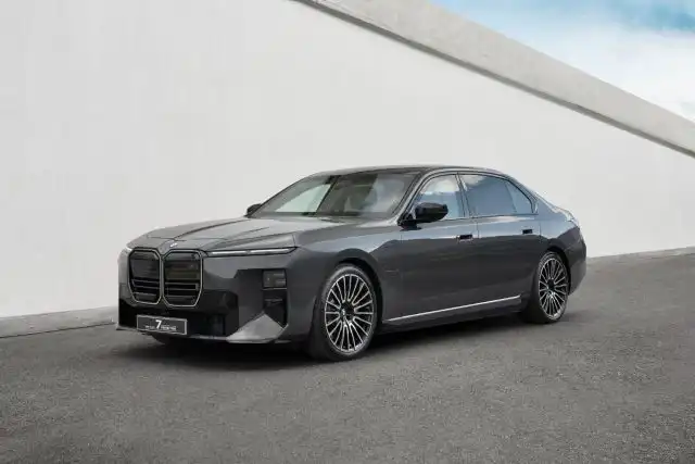 P90659253_highRes_bmw-concept-7-protec
