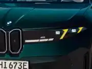 Žlté svetlá, 875 Nm a maximálka 240 km/h. Toto BMW iX3 hrá inú ligu