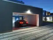 Parkujete auto v garáži? Skontrolujte jednu vec, štát začína rozdávať pokuty