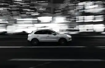 Kupujete auto zo zahraničia? Týchto 7 varovných signálov nepodceňujte