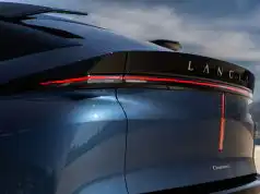Lancia Gamma sa vracia po 50 rokoch. Sľubuje dojazd vyše 740 km